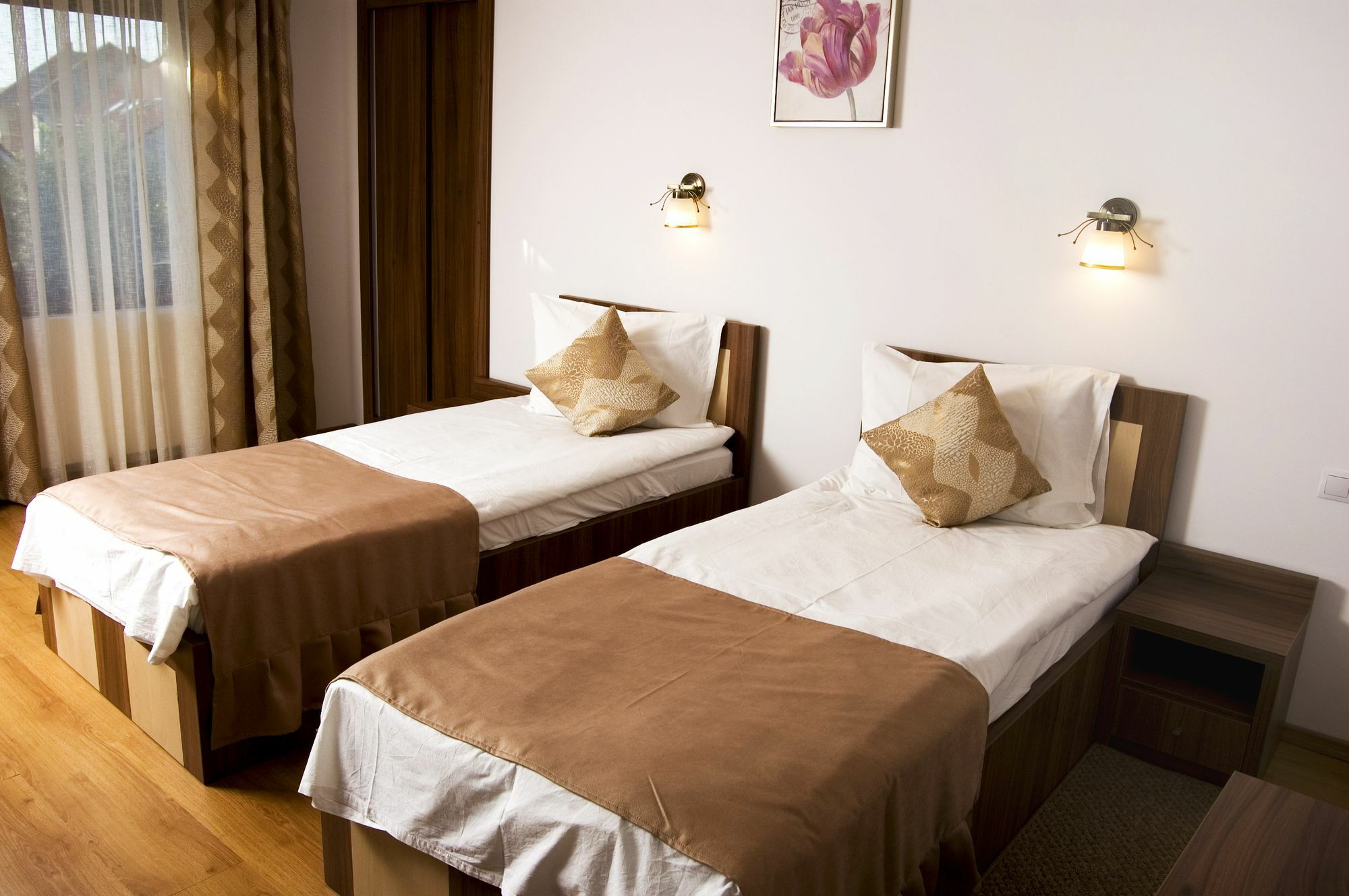 Pensiunea Transilvania Sibiu Ngoại thất bức ảnh
